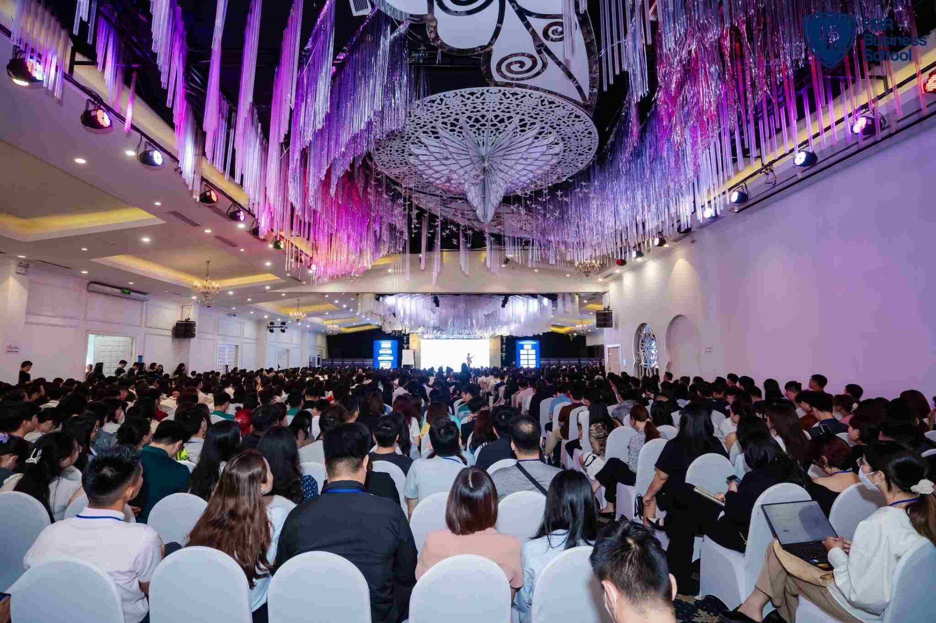 Người tham dự Marketing Summit